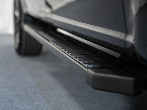 Certified 2023 Ford F150 Lariat w/ Equipment Group 502A High image 17