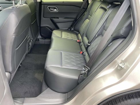 New 2026 Nissan Rogue Platinum AWD/4WD image 12