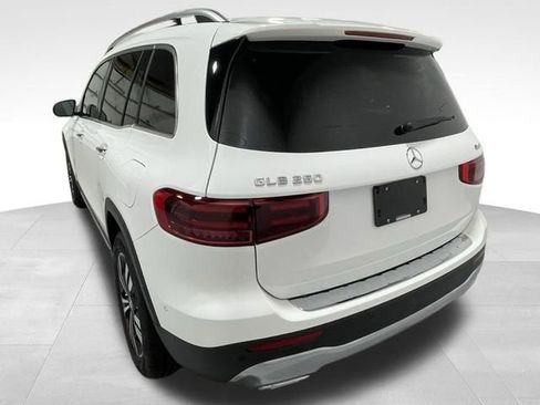 Used 2025 Mercedes-Benz GLB 250 GLB 250 image 7