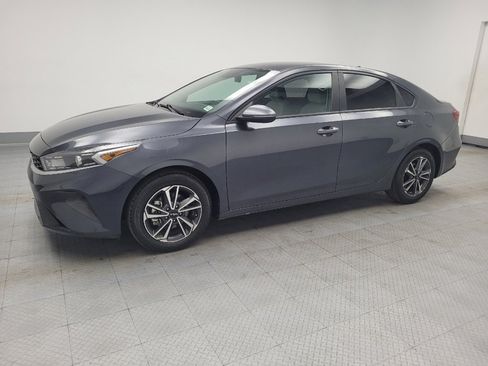 Used 2023 Kia Forte LXS w/ LXS Technology Package image 2