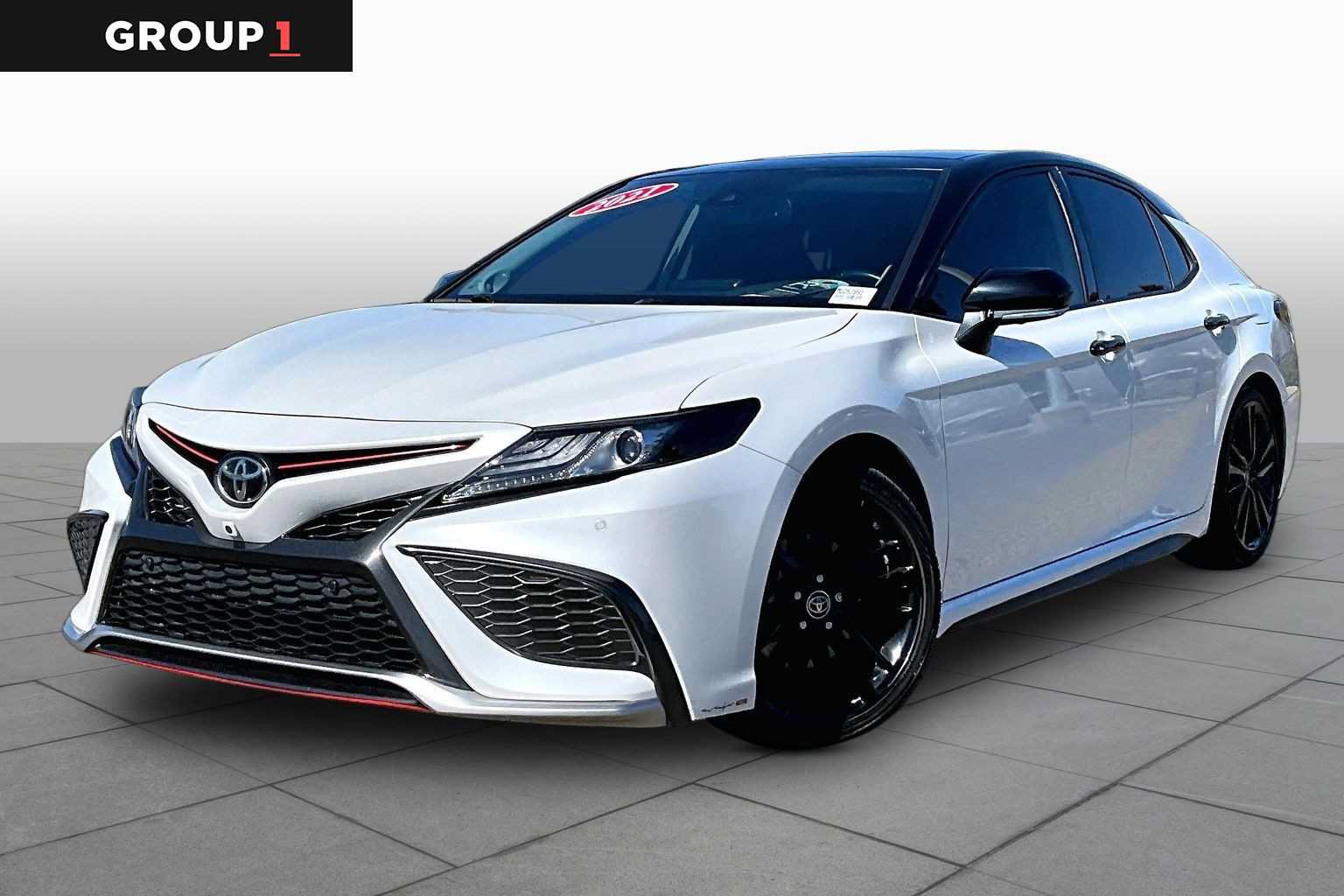 Used 2021 Toyota Camry XSE w/ Navigation Package FWD image 1