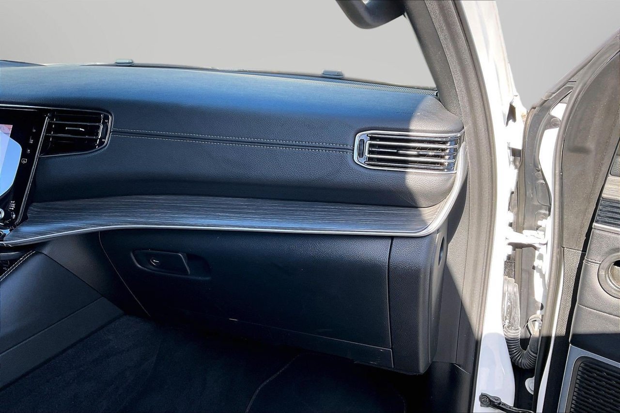 Used 2024 Jeep Wagoneer Series III AWD/4WD image 20