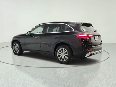 Used 2023 Mercedes-Benz GLC 300 image 7