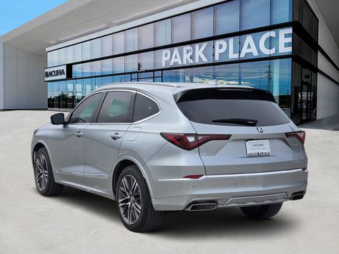 Used 2026 Acura MDX w/ Advance Package image 4