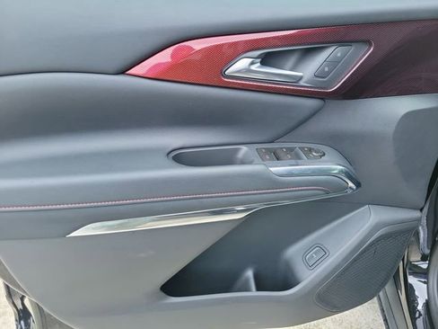 New 2026 Chevrolet Traverse Z71 w/ Driver Confidence Package image 9