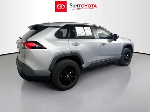 Used 2024 Toyota RAV4 LE FWD image 4