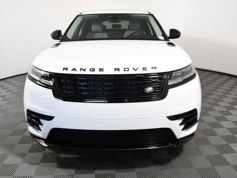 Used 2025 Land Rover Range Rover Velar Dynamic SE image 10