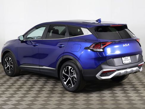 Used 2023 Kia Sportage EX FWD image 9