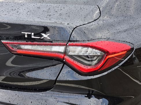 Certified 2025 Acura TLX w/ Technology Package image 16