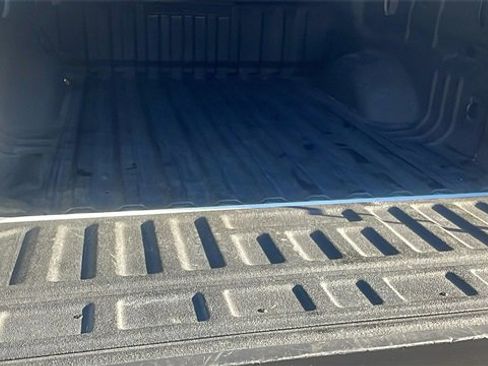 Used 2022 Chevrolet Colorado ZR2 image 38