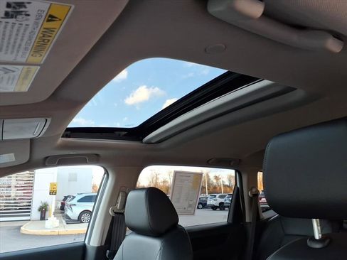 Used 2024 Honda CR-V EX-L image 13