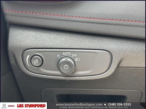 Used 2025 Chevrolet TrailBlazer RS w/ Convenience Package FWD image 27