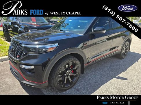 Used 2024 Ford Explorer ST w/ Equipment Group 401A image 3