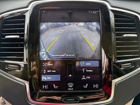 Used 2016 Volvo XC90 T6 Momentum w/ Momentum Plus Package image 25