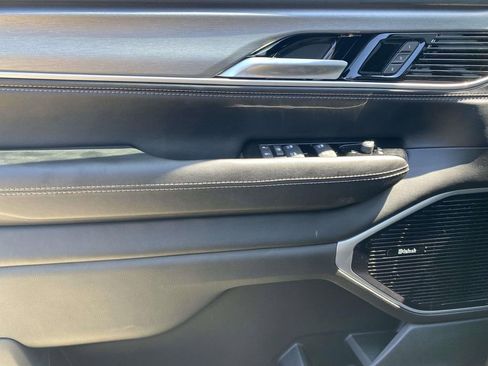 New 2026 Jeep Grand Wagoneer L Limited w/ Premium Group II AWD/4WD image 15