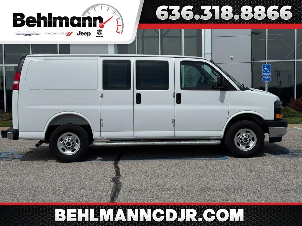 Used 2025 GMC Savana 2500 w/ Driver Convenience Package RWD image 1