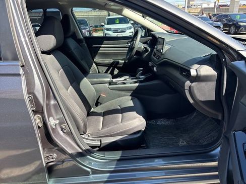 Used 2021 Nissan Altima 2.5 SV FWD image 47
