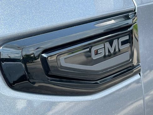 Used 2022 GMC Yukon Denali AWD/4WD image 6