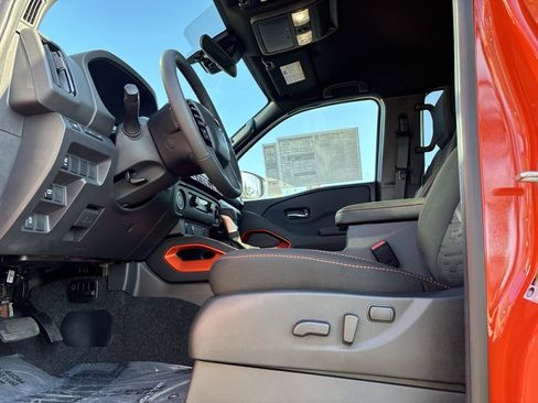 New 2025 Nissan Frontier Pro-X image 15
