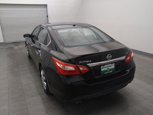 Used 2017 Nissan Altima 2.5 SV FWD image 6