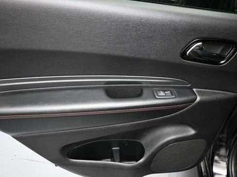Used 2025 Dodge Durango GT AWD/4WD image 28