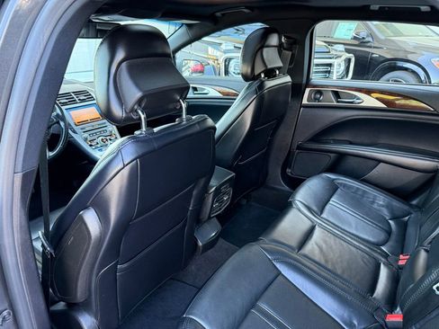 Used 2019 Lincoln MKZ Reserve FWD image 24