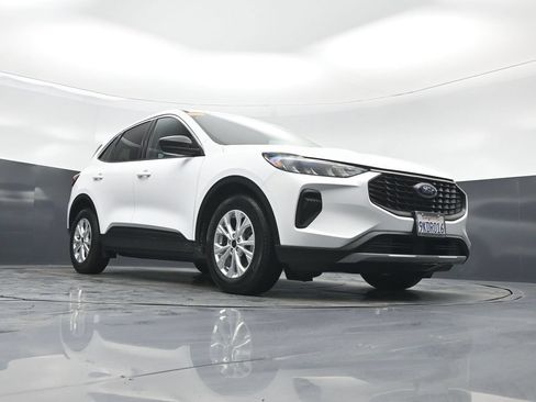Certified 2023 Ford Escape Active FWD image 30