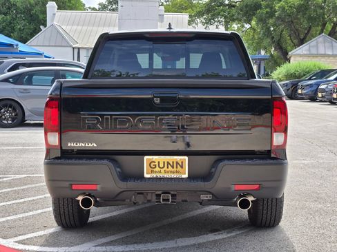 Certified 2025 Honda Ridgeline RTL image 4