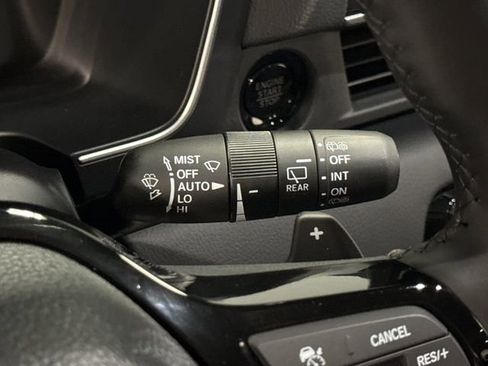 Used 2025 Honda Pilot Elite image 20