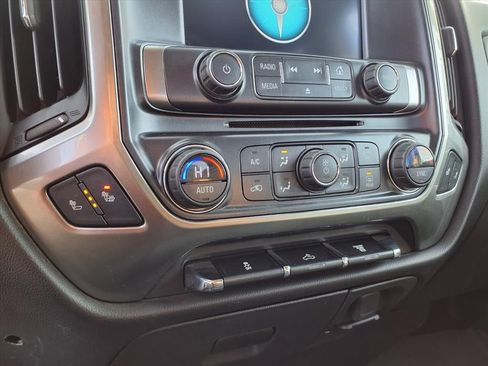 Used 2016 Chevrolet Silverado 3500 LT w/ LT Convenience Package image 7