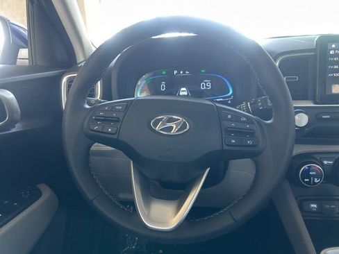 New 2026 Hyundai Venue SEL FWD image 23