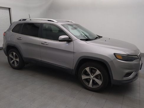 Used 2019 Jeep Cherokee Limited AWD/4WD image 11