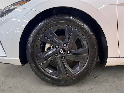 Used 2021 Hyundai Elantra SEL w/ Convenience Package image 15