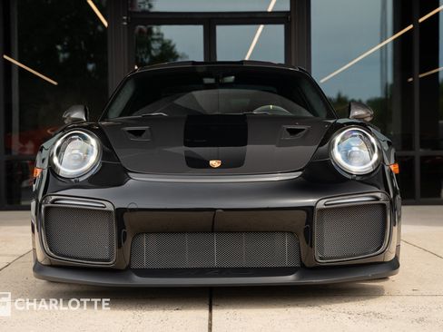 Used 2018 Porsche 911 GT2 RS RWD image 5