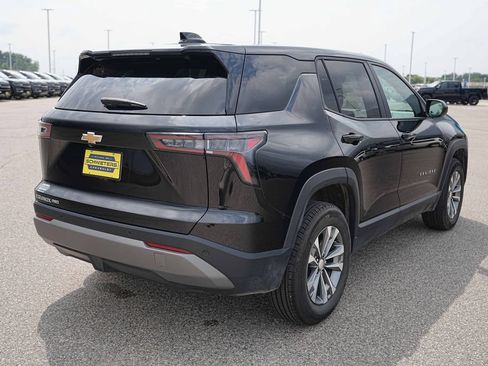 Used 2026 Chevrolet Equinox LT AWD/4WD image 6