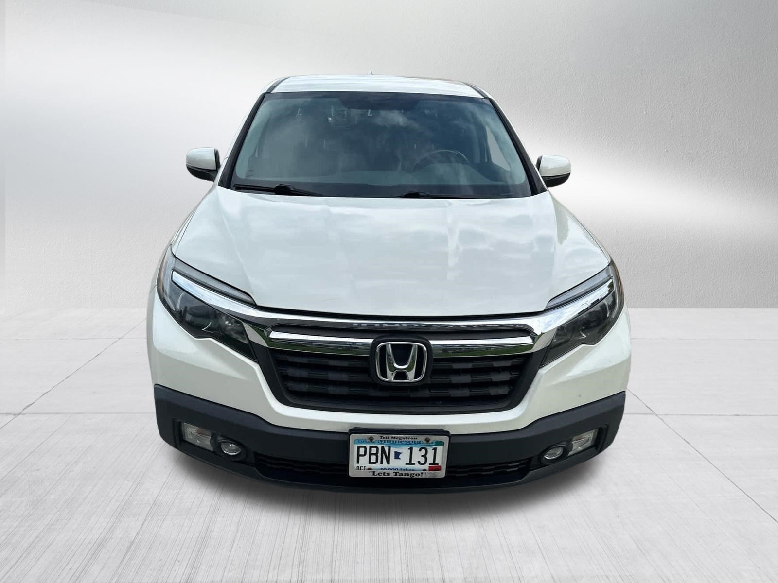 Used 2017 Honda Ridgeline RTL image 2