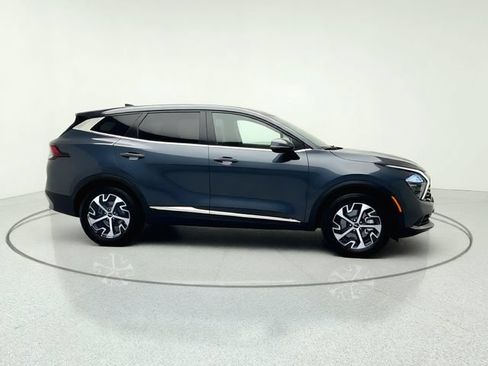 Certified 2023 Kia Sportage EX FWD image 7