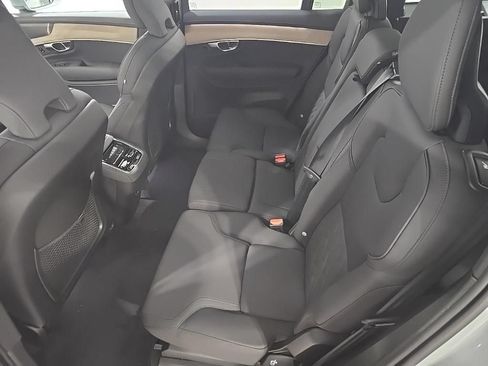 Used 2026 Volvo XC90 B6 Plus w/ Protection Package Premier AWD/4WD image 20