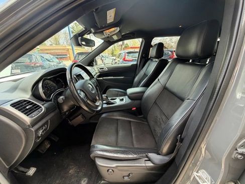 Used 2021 Jeep Grand Cherokee Altitude AWD/4WD image 9