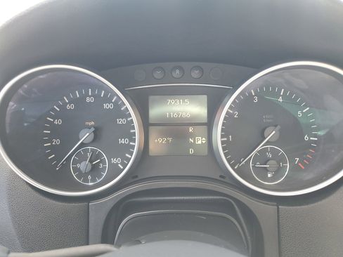 Used 2011 Mercedes-Benz ML 350 2WD image 19