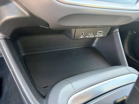 Used 2024 Subaru Crosstrek 2.0i Premium AWD/4WD image 24