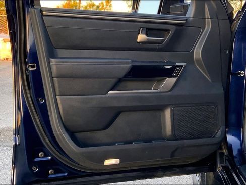 Used 2024 Toyota Tundra Limited image 21