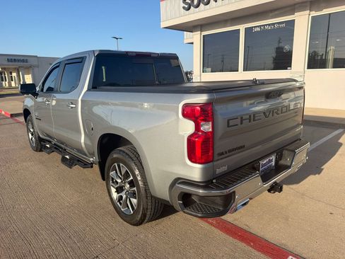 Used 2025 Chevrolet Silverado 1500 LT AWD/4WD image 7