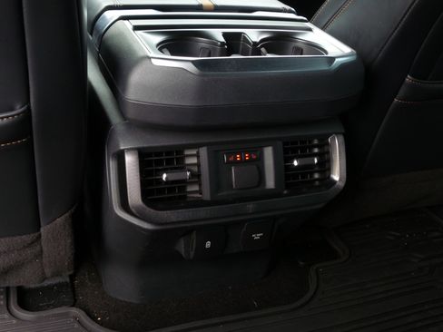 Used 2021 Ford F150 Platinum w/ Equipment Group 701A High image 39