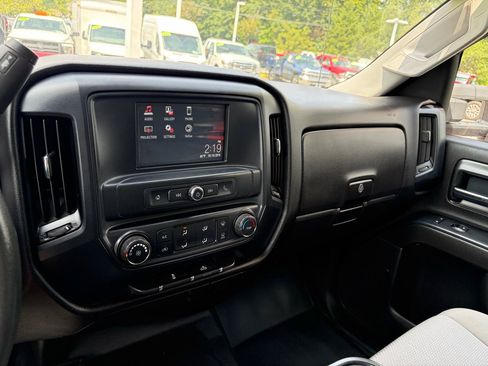 Used 2016 GMC Sierra 2500 4x4 Crew Cab w/ Sierra Convenience Package image 32