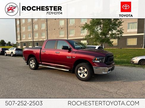 Used 2018 RAM 1500 Classic SLT AWD/4WD image 1