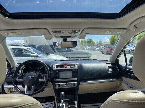 Used 2017 Subaru Outback 2.5i Limited image 15