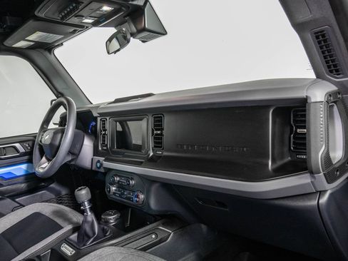 Used 2022 Ford Bronco 2-Door AWD/4WD image 16