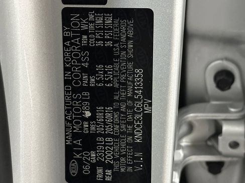 Used 2020 Kia Niro EX Premium image 35