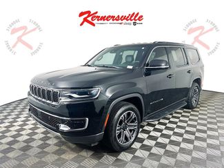 Used 2022 Jeep Wagoneer Series III w/ Flexible Seating Group video 3
